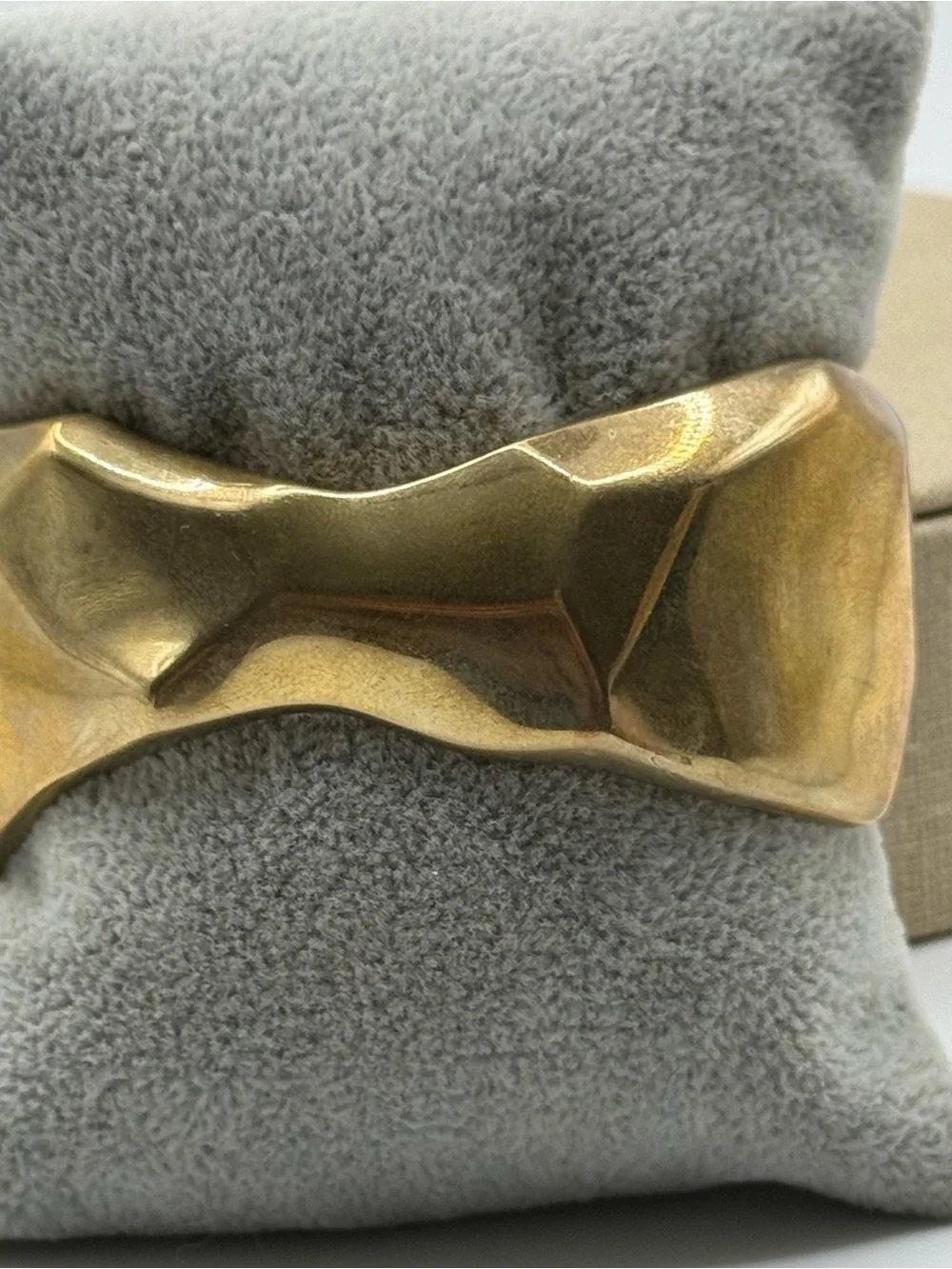 Rlm Studio elegant sculpted